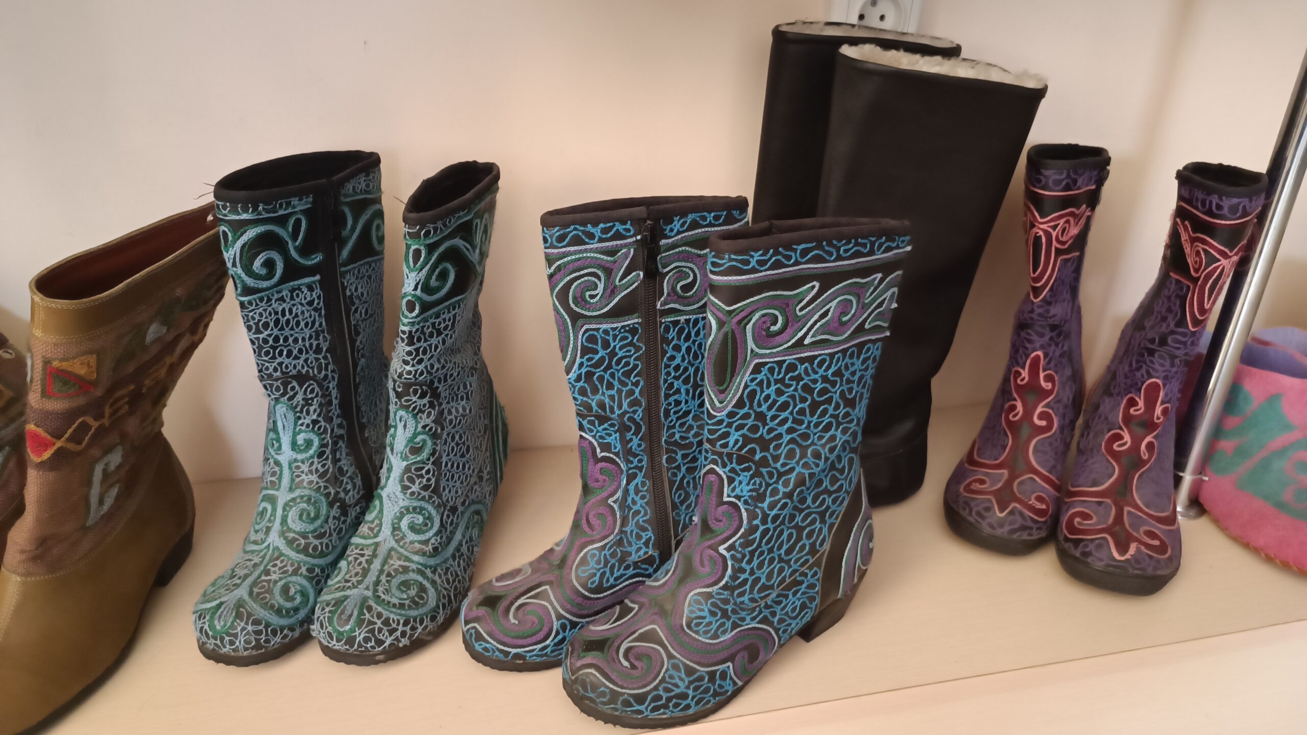 Куляш Айдарбекова