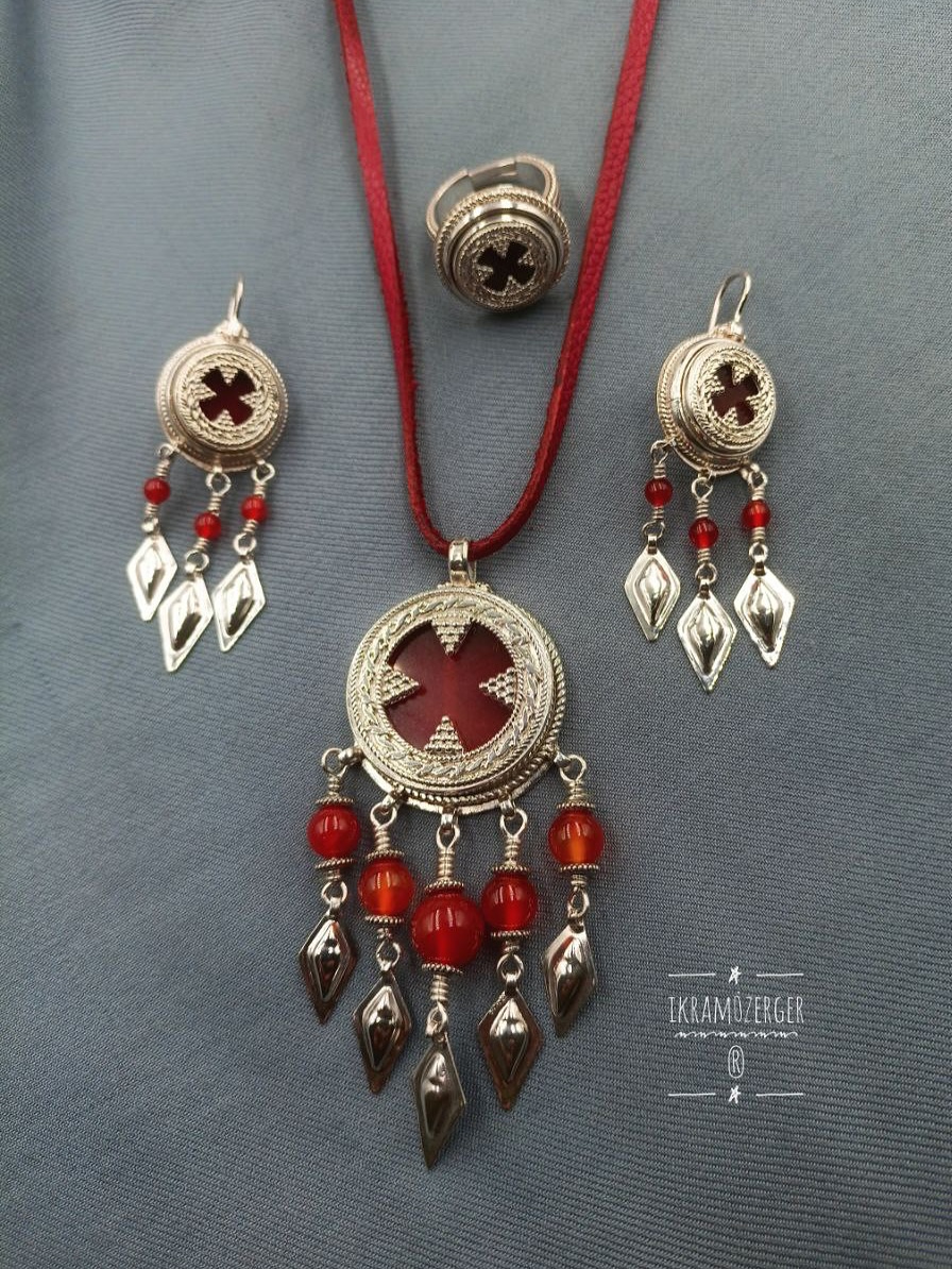 Икрам Рафиков