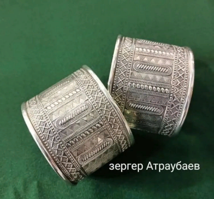 Болат Атраубаев